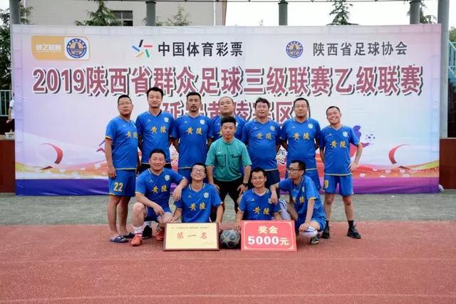 官宣：湖人双向合同签7尺中锋 新秀年场均3+3